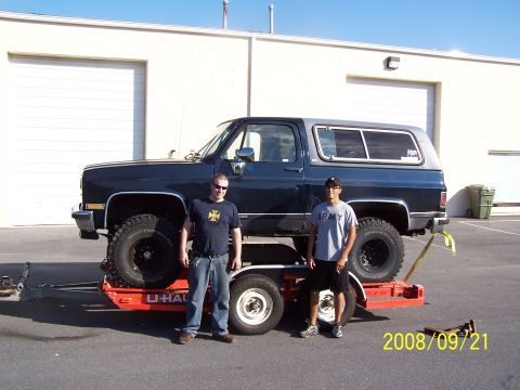 2003 Ford Excursion - Matt the new owner and Giusti the old owner