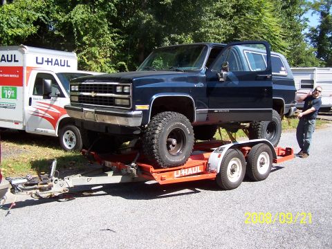 2003 Ford Excursion - Matt hiding behind his new Blazer.