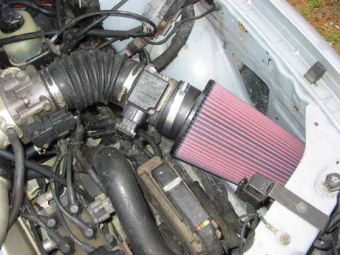 1994 Ford Taurus - The HUGE K&N cone.