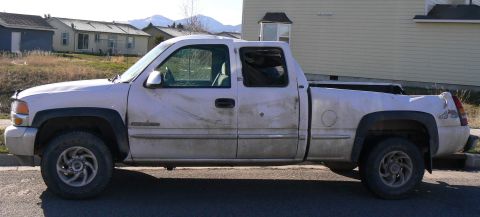 2006 Ford E350 - Something fell on it or rollover.