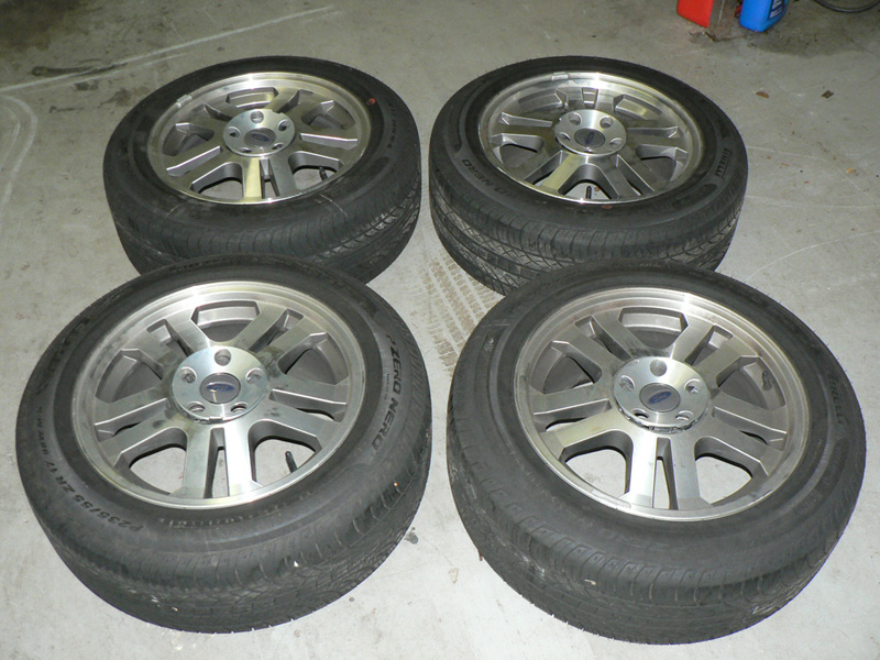 2005 Mustang 17" rims