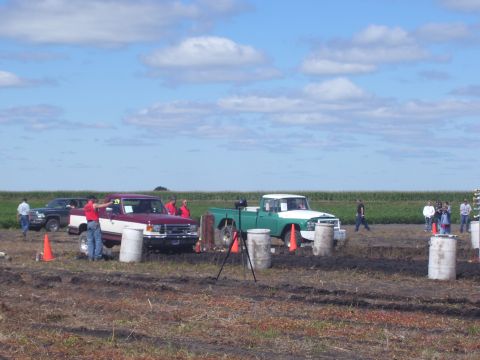 1991 Ford Bronco - Mud drags in Horace August 2008