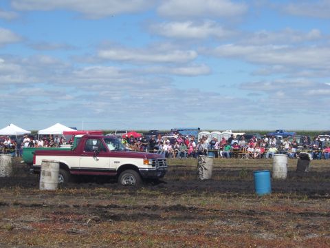 1991 Ford Bronco - Mud drags in Horace August 2008