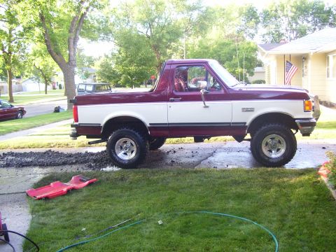 1991 Ford Bronco - Buford clean after the mud drags