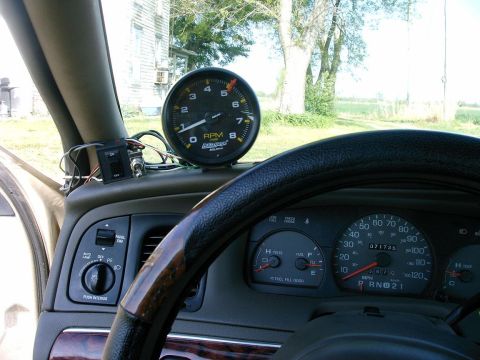 2000 Mercury Grand Marquis - autometer tach