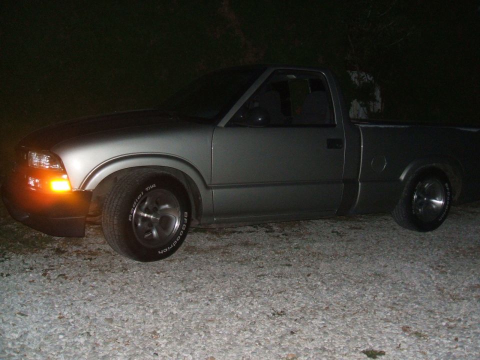 Silver 2003 Chevrolet S10 pickup truck, side view