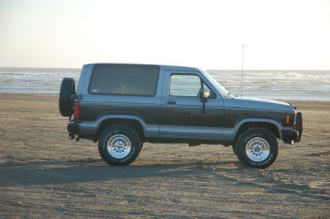 1984 Ford Bronco II photo