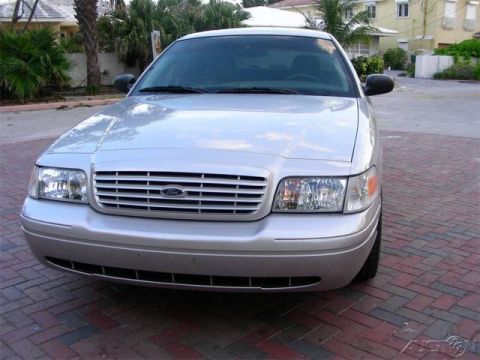 2007 Ford Crown Victoria photo