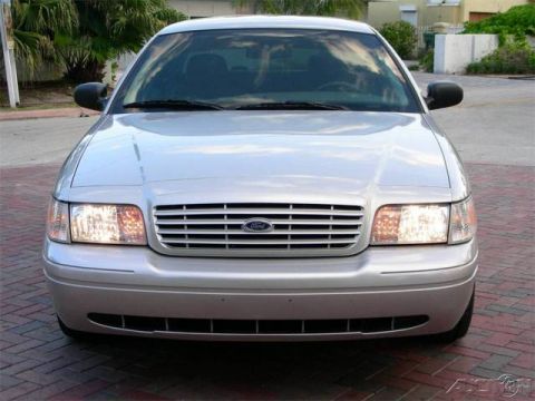 2007 Ford Crown Victoria photo