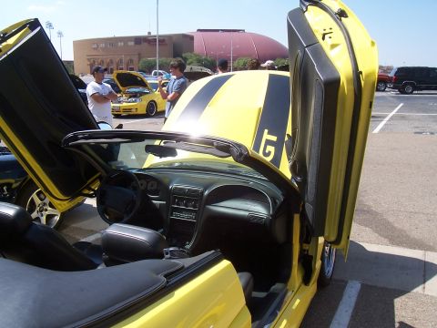 2004 Aston Martin Virage “Odd Pic”