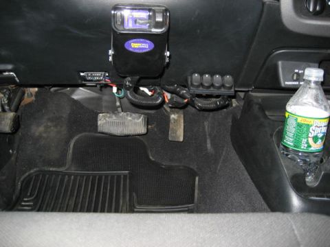 2004 Ford Ranger - Interior view of a 2004 Ford Ranger, a brake controller and auxiliary switches.