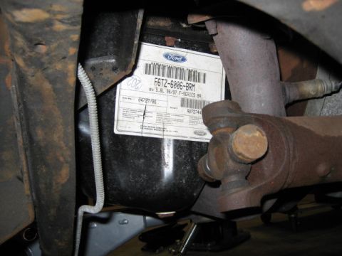 1996 Ford Bronco - Vehicle part identification sticker shows date 04/27/96 and part number F6TZ-6006-BRM.