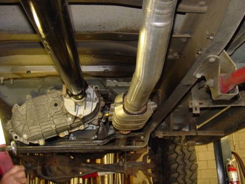 1994 Ford C-350 (Centurion Conversions) - 3" in/out high flo cat.