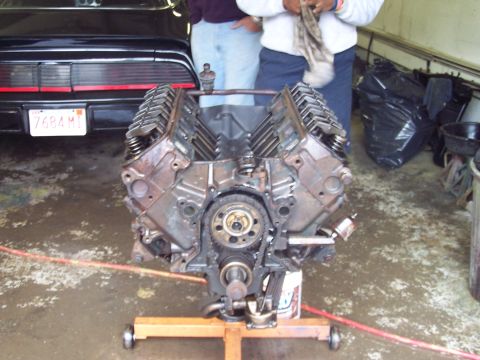 1975 Ford Ranchero - There is no sludge buildup in this motor whats so ever.
