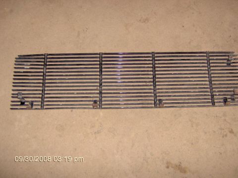 1987 Ford Bronco - new grill