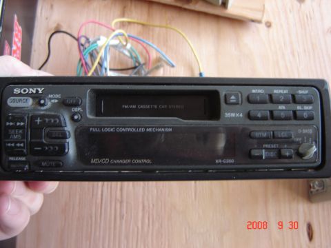1993 Ford Bronco - This Sony XR-C350 car stereo features a cassette deck and controls for an MD/CD changer.