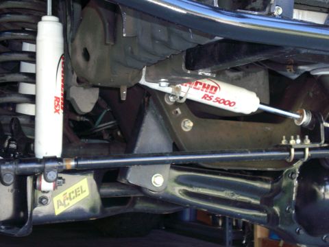 1996 Ford Bronco - View from both sides to show how bolt continues through.
