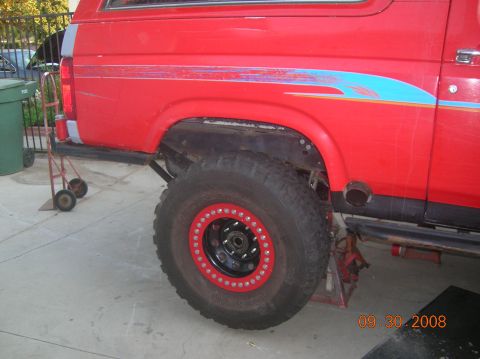 1985 Ford Bronco - set the axle back in so I could measure for the driveshaft...looks like it needs to be shortened about 3 inches.