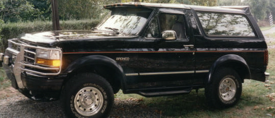 1994 Ford Bronco “Blcklightning”