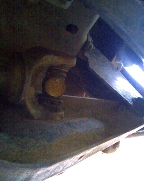 1989 Ford Bronco - stub shaft with broken u-joint