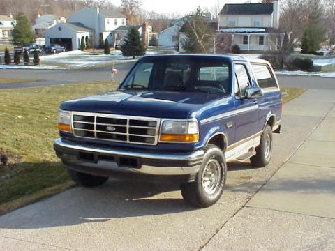 1996 Ford Bronco photo