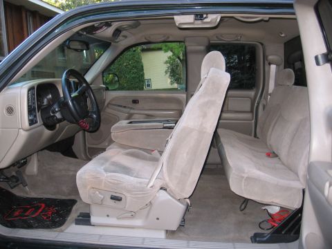 2001 Chevrolet Silverado 1500 - Quad cab with the 40-20-40 seats