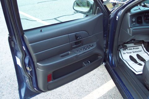 2001 Ford Crown Victoria