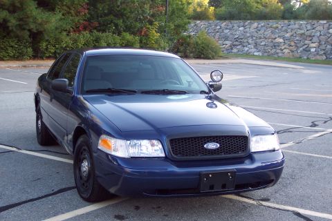 2001 Ford Crown Victoria - This 2001 Ford Crown Victoria police car is shown from a 3q front angle.