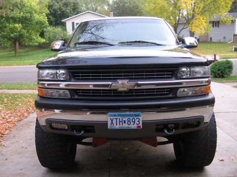 2001 Chevrolet Silverado 1500 - Bow-tie baby!!!