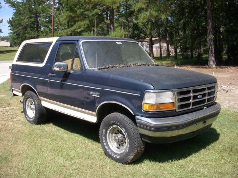 1993 Ford Bronco - This Ford Bronco SUV has a two-tone paint scheme and appears to be from the early 1990s.