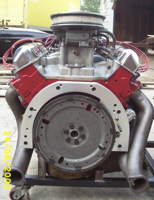 Engine with red valve covers and chrome air cleaner