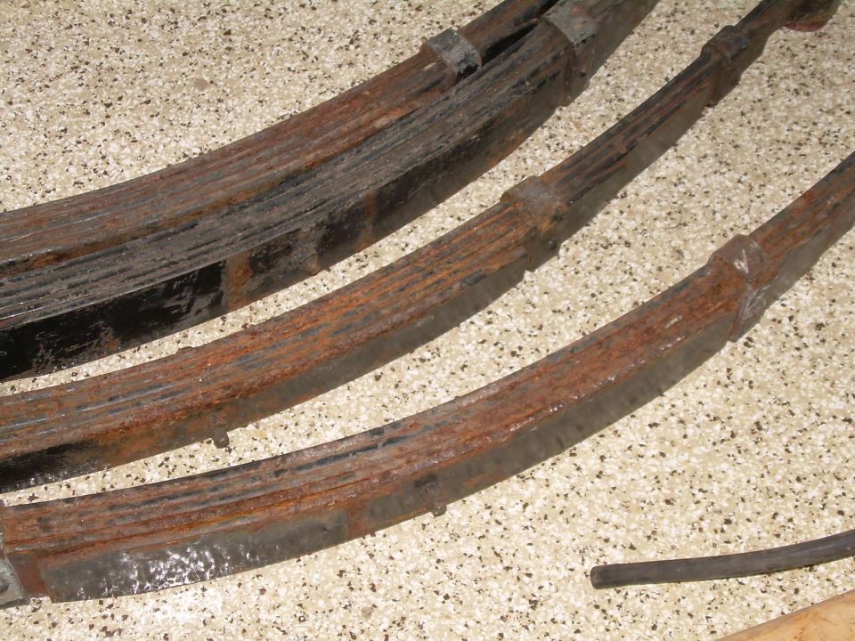 Rusty leaf springs