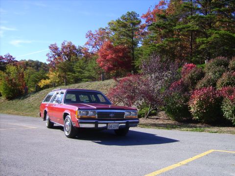 1988 Ford Crown Victoria LTD