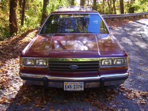 1988 Ford Crown Victoria LTD