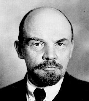 1984 Ford Bronco - A black and white photograph of Vladimir Lenin, a watermark with website information.