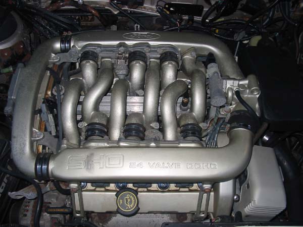 Engine intake manifold with SHO 32 VALVE DOHC text