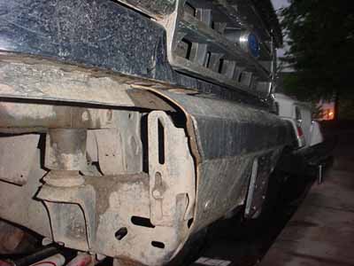 1989 Ford Bronco - cut bumper right