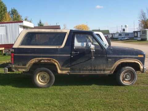 1985 Ford Bronco photo