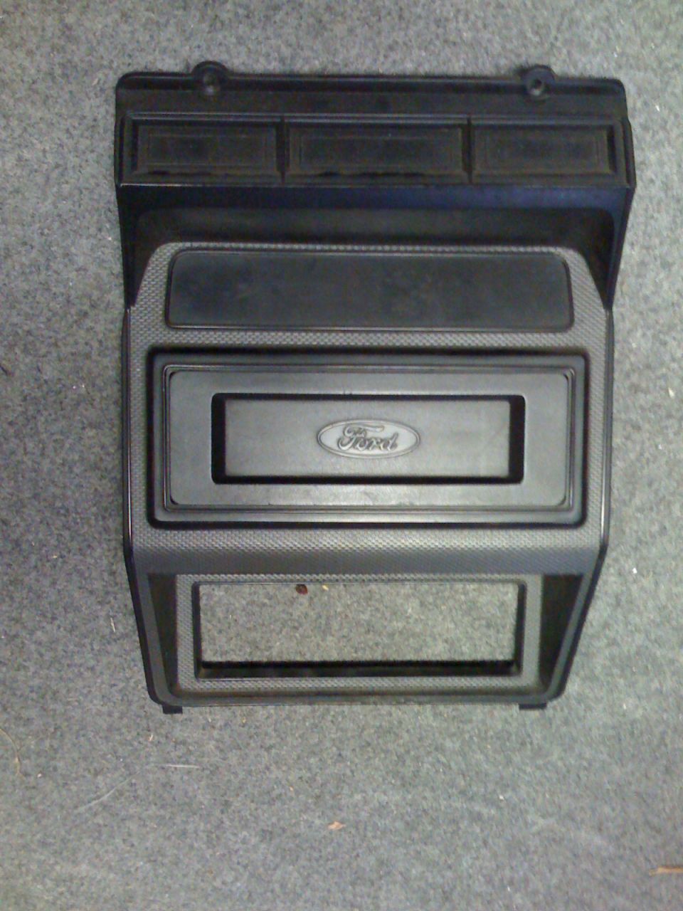 80/86 Radio delete plate