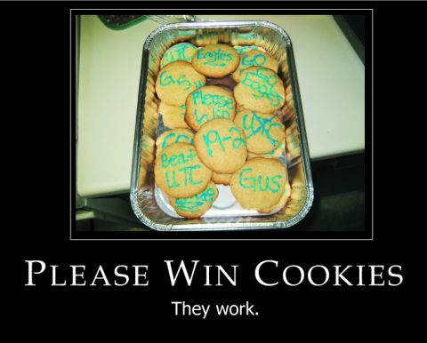 1995 Ford Bronco - Cookies decorated with team spirit messages are shown in a foil pan.