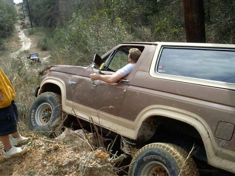 1985 Ford Bronco - who says you need lockers, mud tires...and a small vehicle. No fit, shove it harder