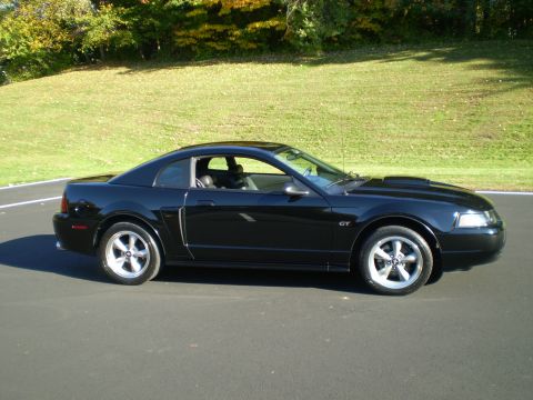 2002 Ford Mustang