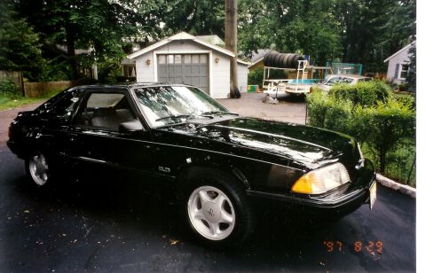 1988 Ford Mustang