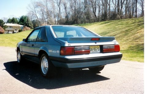 1990 Ford Mustang