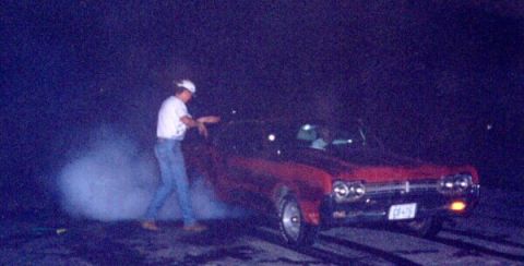 1985 Ford Bronco - warmingup for a little playing..how fast?..not saying