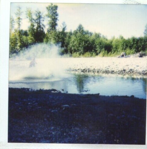 1985 Ford Bronco - heres the bad thing, this is 6 am in the very far north, very cold BRRRR