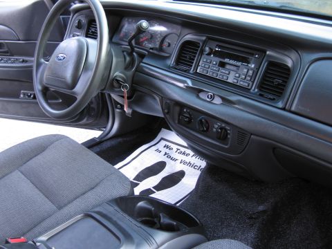 2001 Ford Crown Victoria