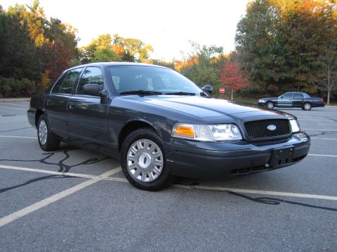 2001 Ford Crown Victoria
