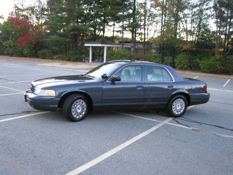 2001 Ford Crown Victoria