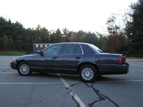2001 Ford Crown Victoria